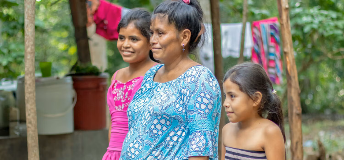 Voluntarias de salud y Parteras en Honduras apoyan la teleconsulta para mejorar el acceso y la calidad de la atención prenatal